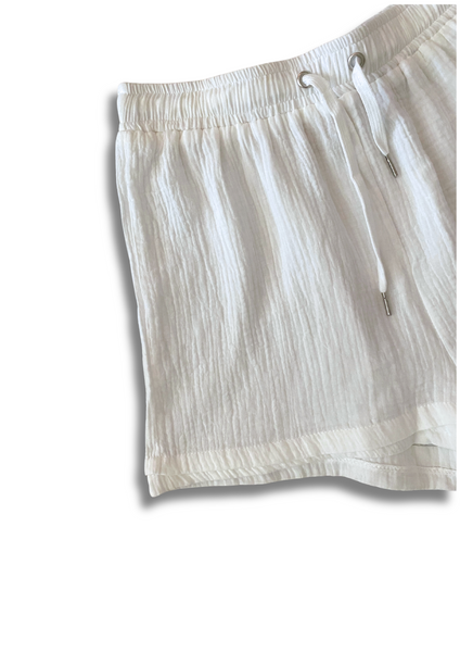 Lorena Shorts White