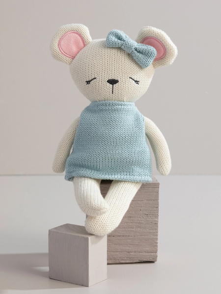 Molly The Mouse Knitted Animal